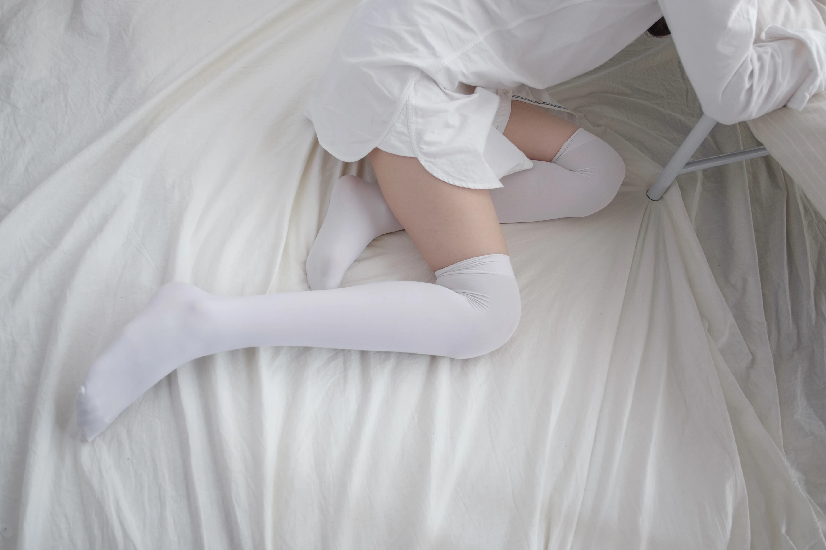 森萝财团 R15-022 [85P]插图1